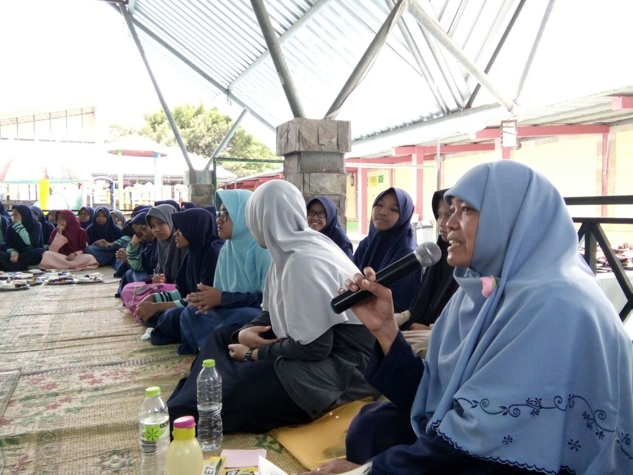 Motivasi Santri Jelang UNBK, SMPIT Ibnu Abbas Adakan Outing Class ke Janti