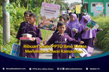 Ribuan Santri PPTQ Ibnu Abbas Meriahkan Pawai Ramadhan